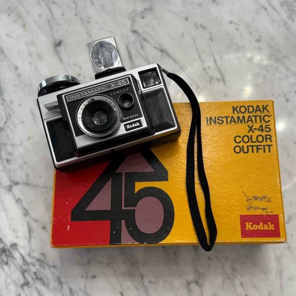 Vintage 1970s Kodak Instamatic X-45 Camera with Original Box Black and Silver - Picture 2 of 6